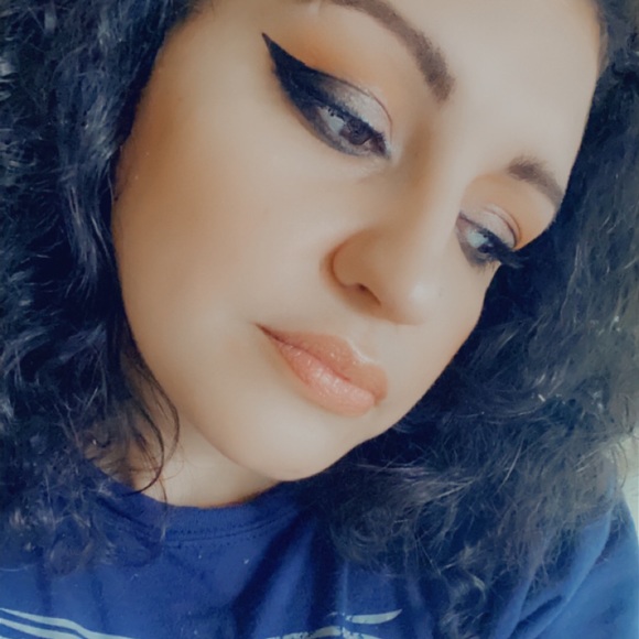 Meet your Posher, Kimberly - Picture 7 of 14